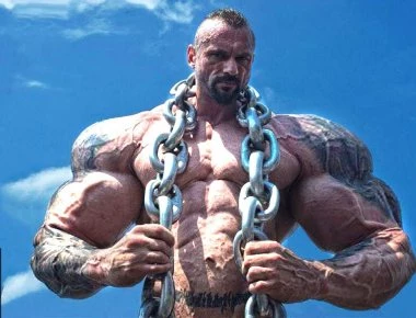 Βίντεο: Οι πιο δυνατοί bodybuilders που κανείς δεν τολμάει να τα βάλει μαζί τους!